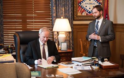 Governor Asa Hutchinson signs economic development acts into law