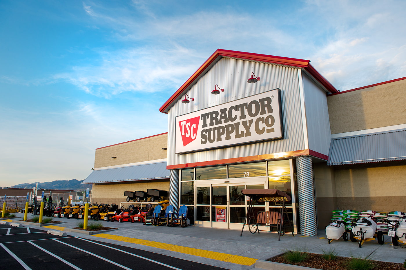 Tractor Supply Company Announces New Distribution Center in Arkansas